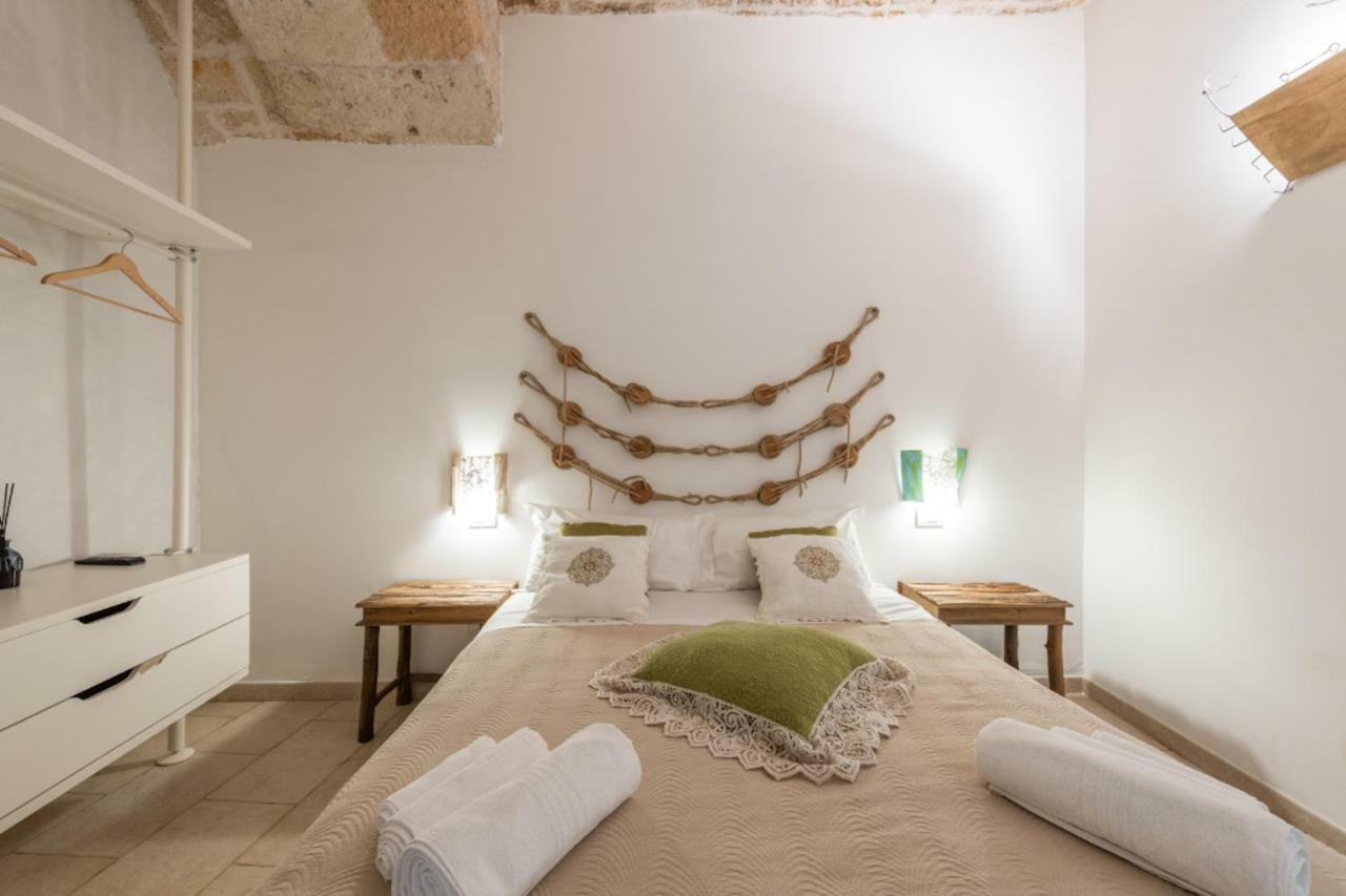 Eremo Guest House - Housea Полиняно а Маре Екстериор снимка